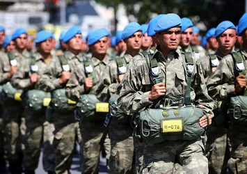 Türk komandoları Suriye sınırında