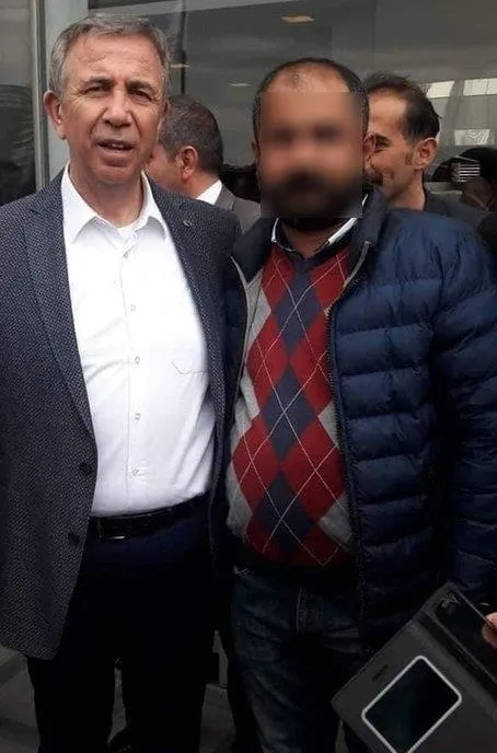 ankara-buyuksehir-belediyesinde-skandal-3-belediye-calisani-uyusturucu-taciri-cikti-1654425442061.jpeg Ankara Büyükşehir Belediyesi'nde skandal! 3 belediye çalışanı uyuşturucu taciri çıktı - 3