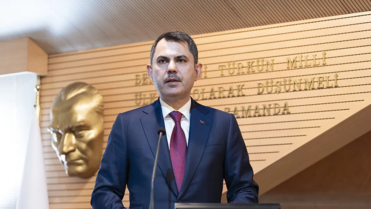 Bakan Kurum'dan Sındırgı depremi açıklaması