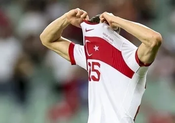 Galatasaray'dan bir bomba daha! Yıldız oyuncu sarı kırmızılı formaya yakın! Menajeri duyurdu: "Galatasaray teklif yaptı"