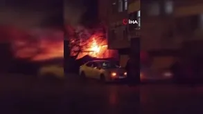 Sultanbeyli'de kaporta dükkkanında yangın