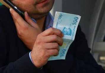 Dolandırıcıların son kurbanı fizik profesörü! Parayı gönderir göndermez başına gelenler şoke etti