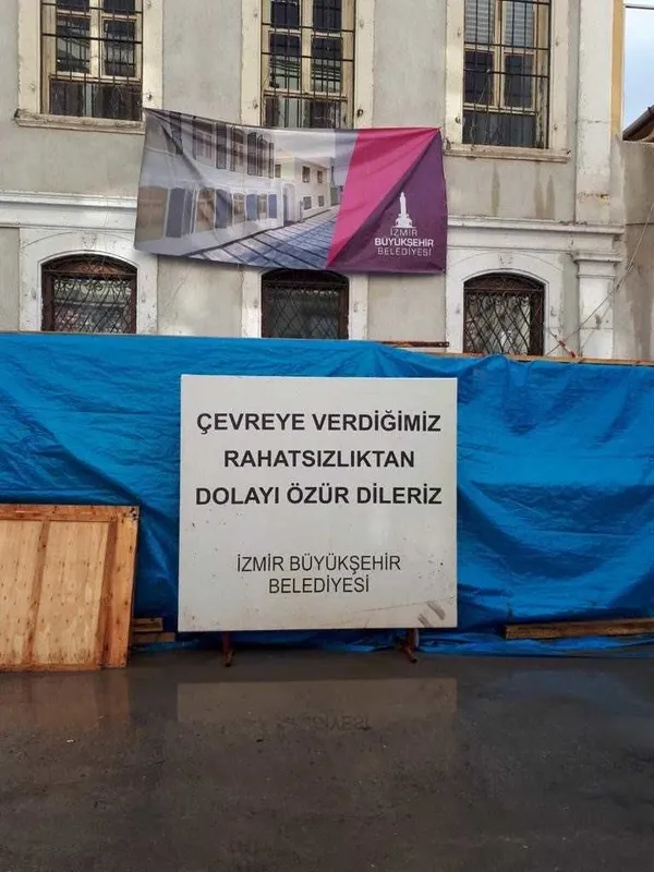 CHP’li İzmir Büyükşehir Belediyesi çalışmayı bitirmedi esnafı mağdur etti - 1