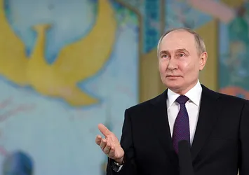 Rusya Devlet Başkanı Putin'den Batı'ya Ukrayna üzerinden gözdağı: Neyle oynadıklarının farkında olmalılar!