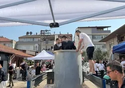 İznik'te sıra dışı gelin alma töreni: Damat neye uğradığını şaşırdı