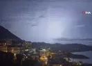 Şimşeklerin dansı kamerada