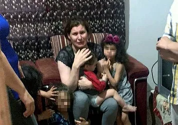 Çocuklarına şiddet uygulayan kadın gözaltına alındı!