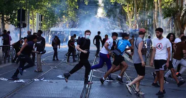 Fransa’da Batı Baharı mı başladı? Cezayirli gazeteci olayların perde arkasını A Haber’de anlattı