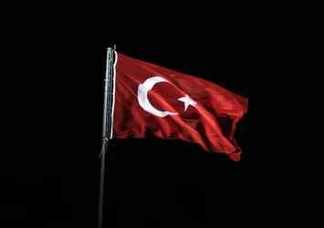 İran medyasından Türk halkına övgü