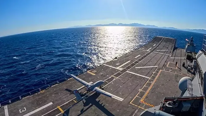 Bayraktar TB3 TCG Anadolu gemisinde 100 sortiyi tamamladı