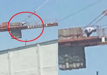 Manisa'da vinç üzerinde namaz