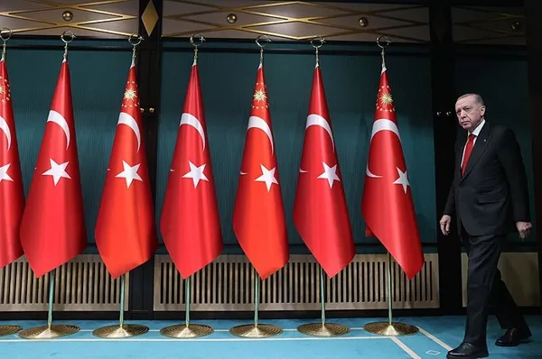 1709632514551.jpeg Dünya Ankara'yı takip ediyor! Başkan Erdoğan'ın hamleleri İsrail ve Yunan'ı korkuttu: Düşmanlarına diz çöktürecek - 1