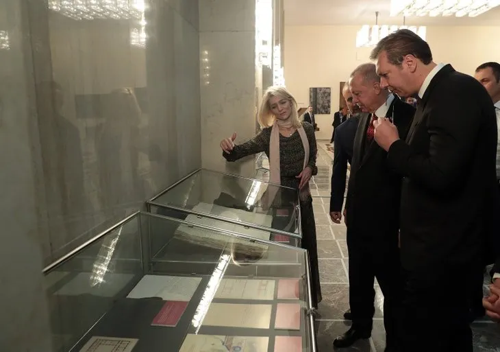 Başkan Erdoğan ve Sırbistan Cumhurbaşkanı Vucic arşiv sergisini gezdi