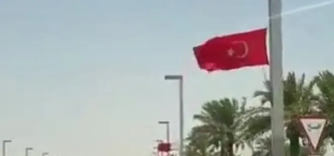Başkan Erdoğan Katar caddelerinde Türk bayrakları ile karşılandı