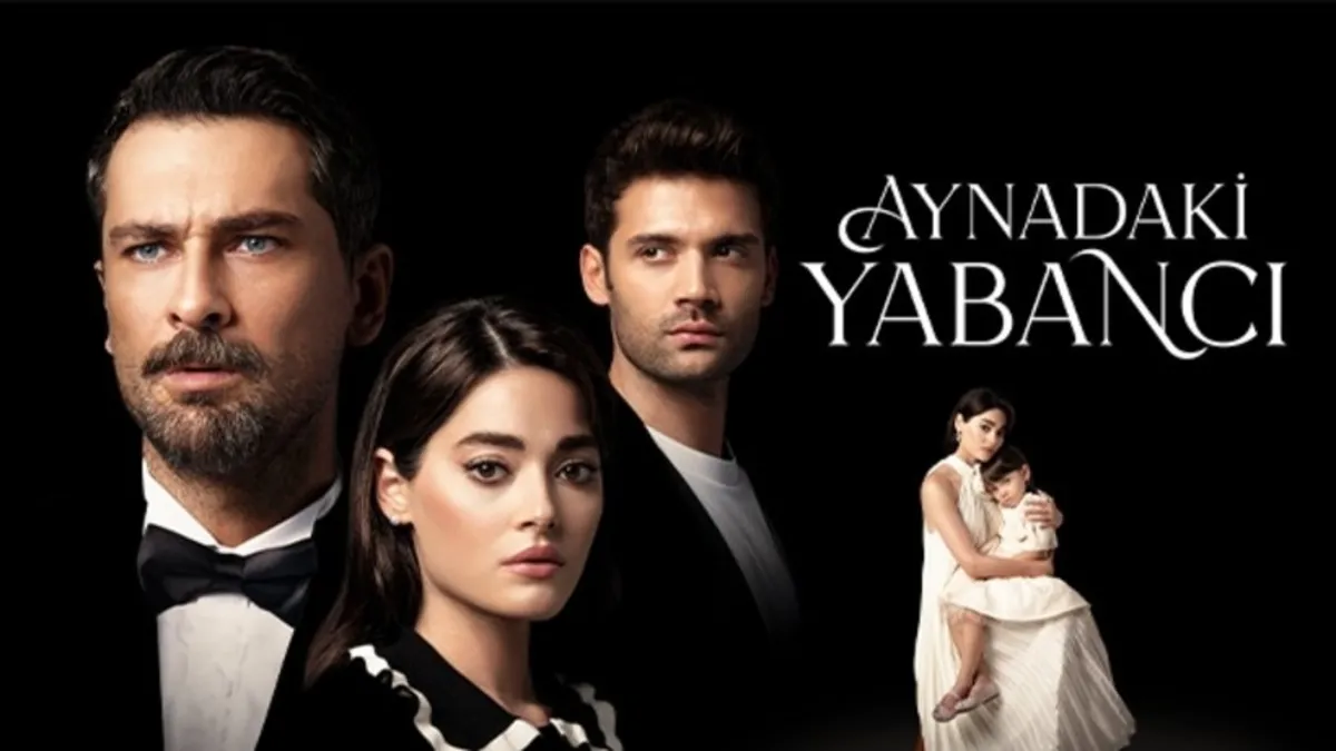 Aynadaki Yabancı'dan etkileyici afiş! Yakında atv'de..