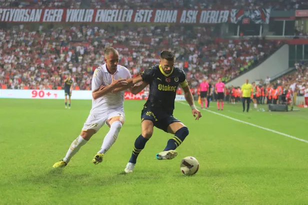 fenerbahce-samsunspor-maci-canli-saati-fb-samsunspor-maci-saat-kacta-hangi-kanalda-sifresiz-mi-muhtemel-11leri-1705834340461.jpg Fenerbahçe-Samsunspor Maçı Canlı İZLE | FB-Samsunspor maçı şifresiz, full HD, 4K, kesintisiz, anlık canlı izleme ekranı... - 6