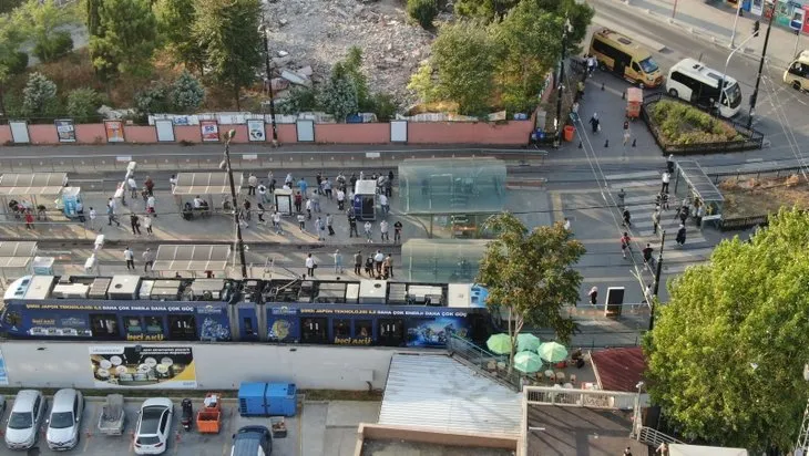 Metrobüs çilesi sürüyor: Yine aynı manzara! İstanbullular isyan etti