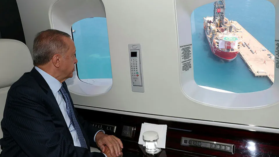 Abdülhamid Han Mavi Vatan'da Türkiye'nin geleceğini arayacak!