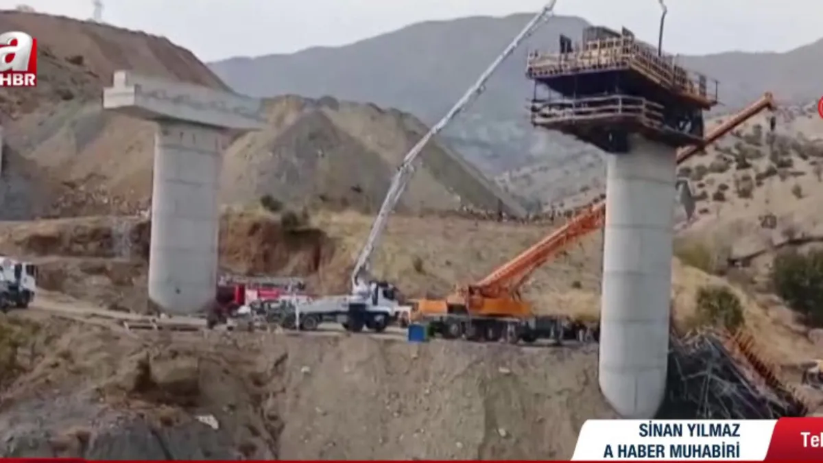 Köprü inşaatında çökme: 3 ölü