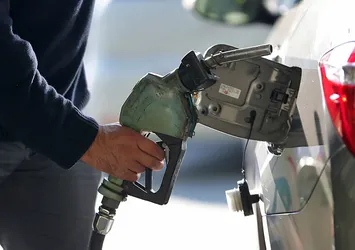 Benzine indirim geliyor