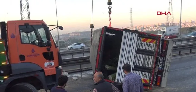 İstanbul D-100 Karayolu’nu kilitleyen kaza