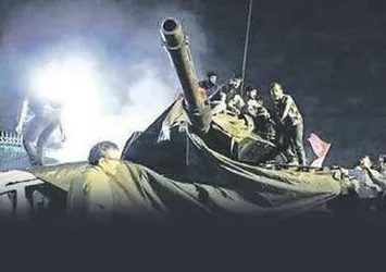 Kanlı gecenin ardından yapılan ilk anketten çok çarpıcı sonuçlar