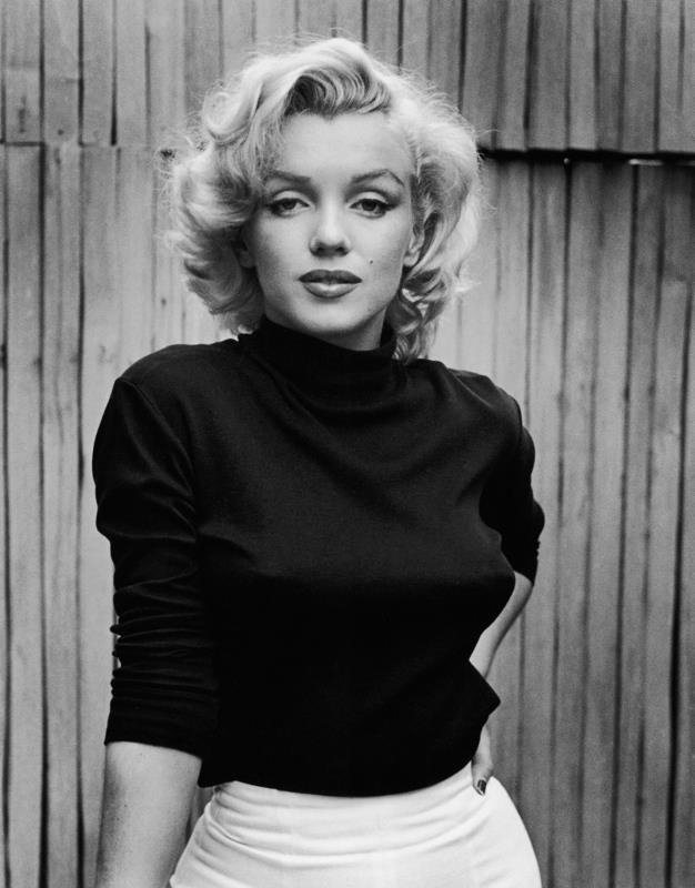 Marilyn Monroe’nun meşhur elbisesi rekor fiyata satıldı