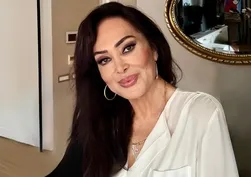 Türkan Şoray ve kızı Yağmur Ünal davette göz kamaştırdı
