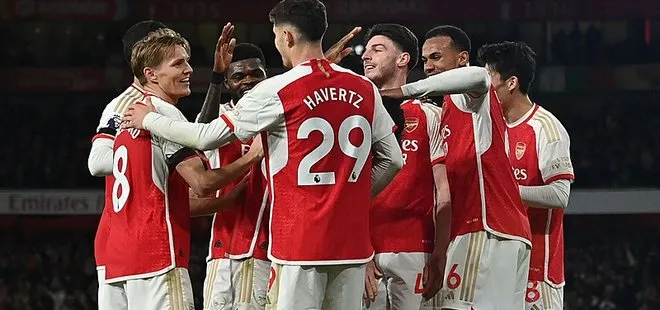 Premier Lig’deki Londra derbisinde lider Arsenal Chelsea’yi 5-0 yendi