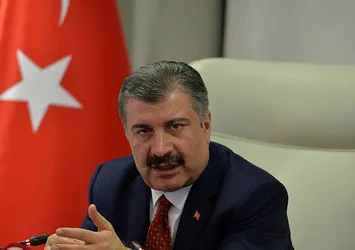 Sağlık Bakanı Koca'dan mesaj: Hayat eve sığar