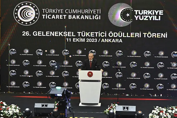 son-dakika-baskan-erdogan-firsatcilik-pesinde-kosanlara-kesinlikle-nefes-aldirmayacagiz-1697026129841.jpg Başkan Erdoğan: Fırsatçılık peşinde koşanlara kesinlikle nefes aldırmayacağız - 3