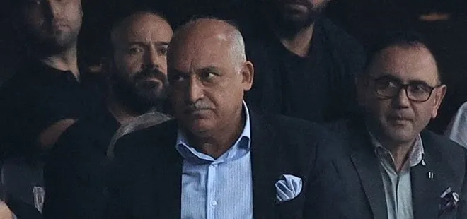 TFF Başkanı Mehmet Büyükekşi’ye soğuk duş! Beşiktaş taraftarının tezahüratları sonrası tribünleri terk etti