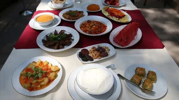 Ramazan ayı için iftar ve sahur uyarısı! Sofralarda lüks ve israftan kaçınılmalı - 2