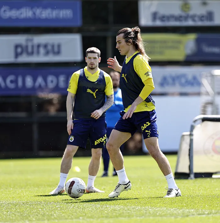 tffden-super-kupa-macina-iliskin-flas-aciklama-fenerbahceye-yanit-verildi-1712246233986.jpg TFF'den Süper Kupa maçına ilişkin flaş açıklama! Fenerbahçe'ye yanıt verildi... - 4