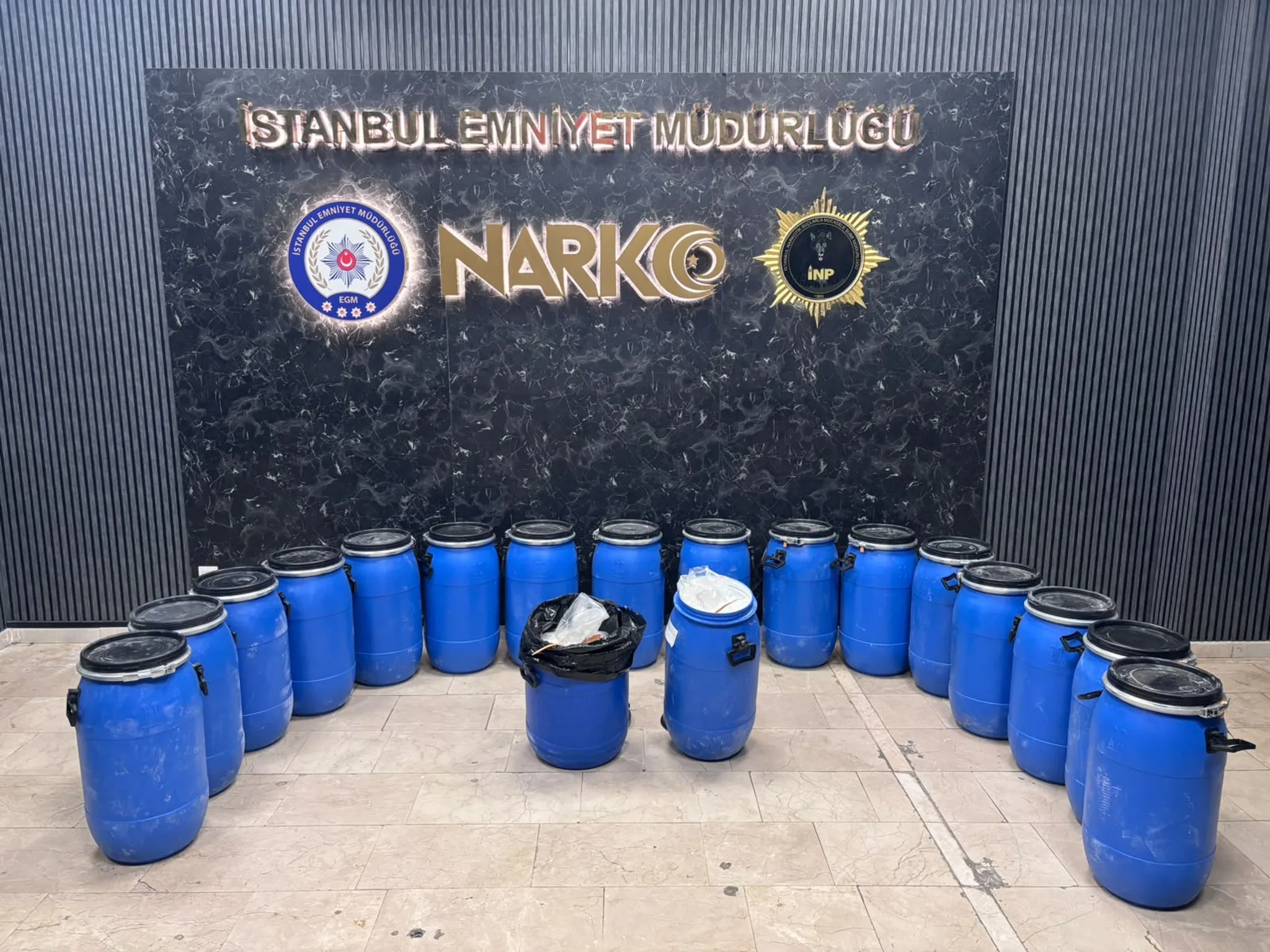 Bayrampaşa'da Uyuşturucu Operasyonu: 486 Kilo Pregabalin Ele Geçirildi