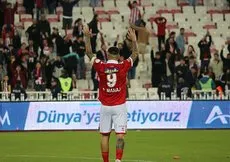 Sivasspor’da Rey Manaj veda etti