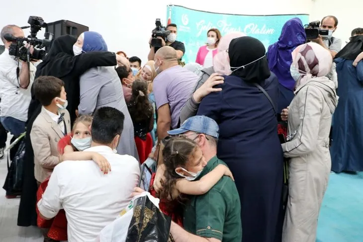 Son dakika | 10 yıl süren hasret sona erdi! Savaşın dağıttığı Suriye'de yürek yakan anlar