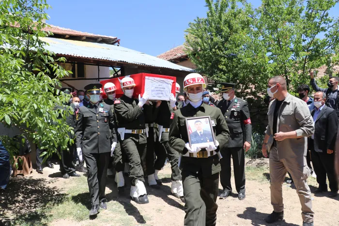 ’Pençe-Yıldırım Harekatı’ şehidi Isparta’da son yolculuğa uğurlandı