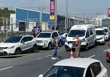 Park halindeki araçta erkek cesedi bulundu