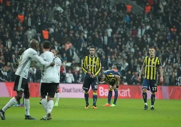 Van Persie ve Tosic'in cezaları belli oldu