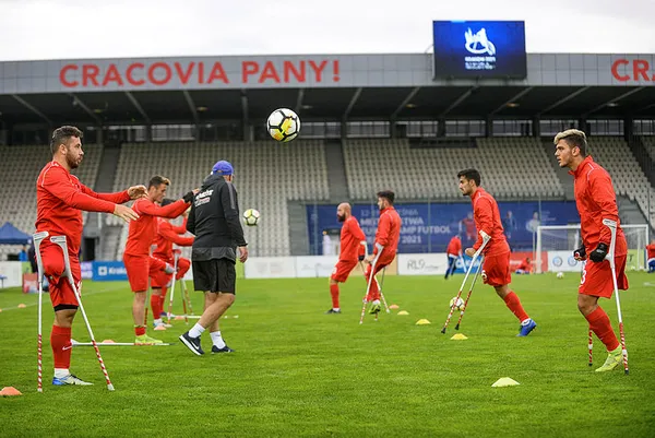 Son dakika: Ampute Futbol Milli Takımı Avrupa Şampiyonası'nda finale çıktı - 6