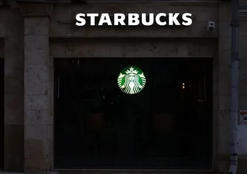 Katil İsrail'e destek veren Starbucks'a boykot tokadı! Milyarlarca dolar zarar ettiler |  Binlerce kişi işten çıkarılacak