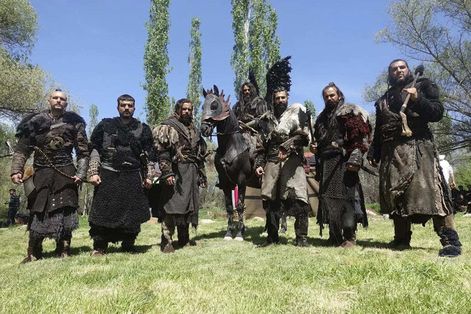 Deliler filmi geliyor! Diriliş'in eski oyuncusu Cem Uçan'ın da oynadığı Deliler filmi ne zaman vizyona girecek?