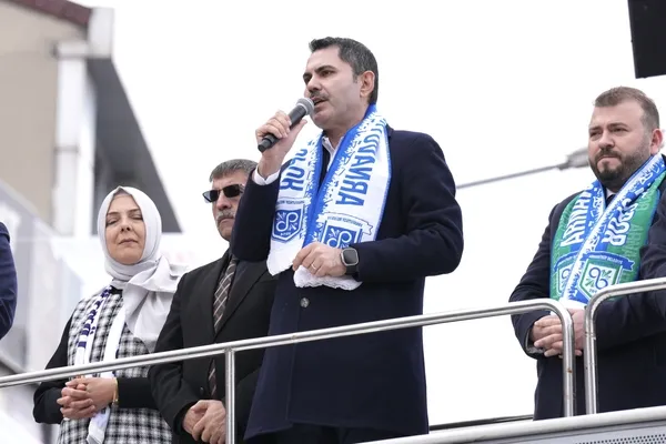 cumhur-ittifaki-ibb-baskan-adayi-murat-kurumdan-chpli-ibbye-net-tepki-1-nisanda-israflarin-hesabini-bir-bir-so-1709132047145.jpg Murat Kurum İstanbul'un her sokağında her caddesinde! CHP'li İBB'ye net tepki: 1 Nisan'da israfların hesabını bir bir soracağız - 2