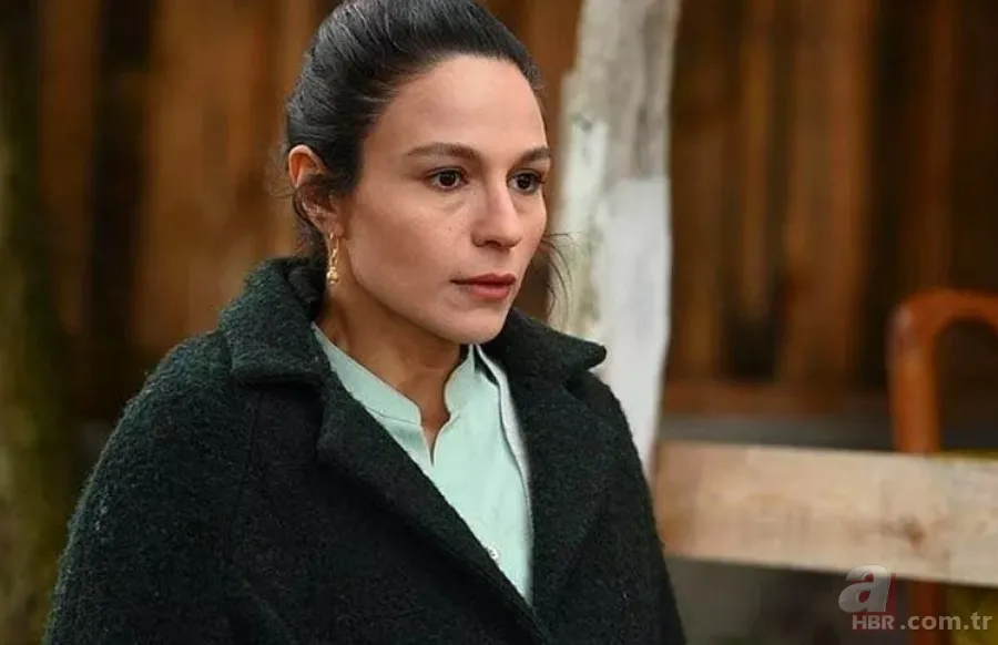 Bir Zamanlar Çukurova’nın Betül’ü İlayda Çevik de estetik harikası çıktı! Eski halini gören tanıyamadı 10