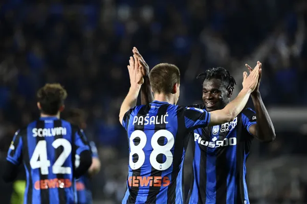 1687896408490.jpg Futbol tarihinde bir ilk! Ülke genelinde 88 numaralı formayı giymek yasaklandı! İşte nedeni... - 2