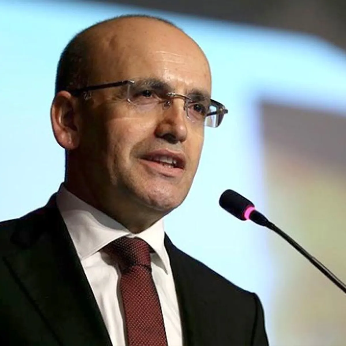 Bakan Şimşek’ten net mesaj: Enflasyonu düşürmeye odaklanmayı sürdüreceğiz