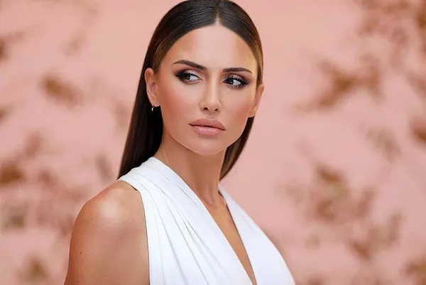 mustafa-sandala-nafaka-odemedigi-icin-icra-davasi-acan-emina-jahovice-soke-eden-haber-1647715526442.jpeg Emina Jahovic’e soğuk duş! Resti ters tepti: Mustafa Sandal'dan karşı atak - 2