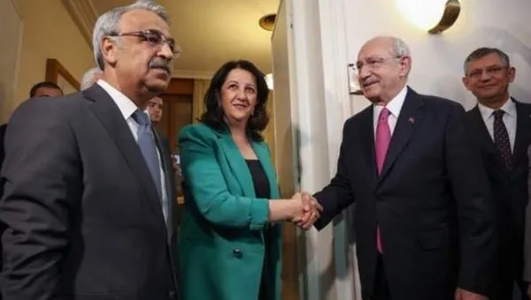 Kobani olaylarında terörden hüküm giyen Selahattin Demirtaş sesli mesajla Kemal Kılıçdaroğlu’na oy istedi!