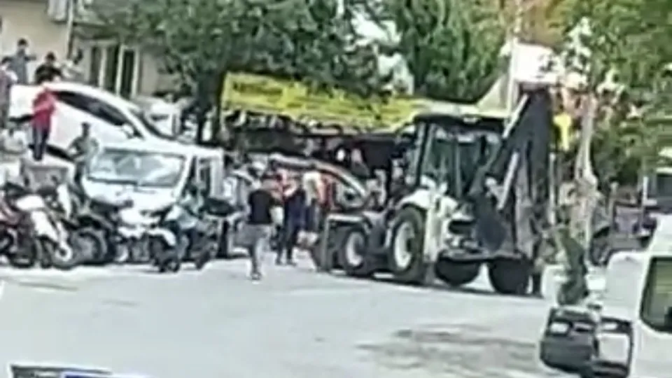 Şişli'de korku dolu anlar! İSKİ çalışmasında doğalgaz borusu patladı
